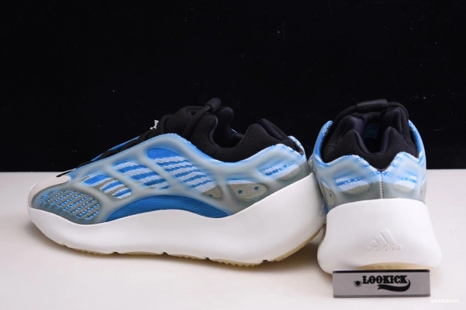 GLOW THE ADIDAS YEEZY DARK 700 G54850 V3 IN 1115